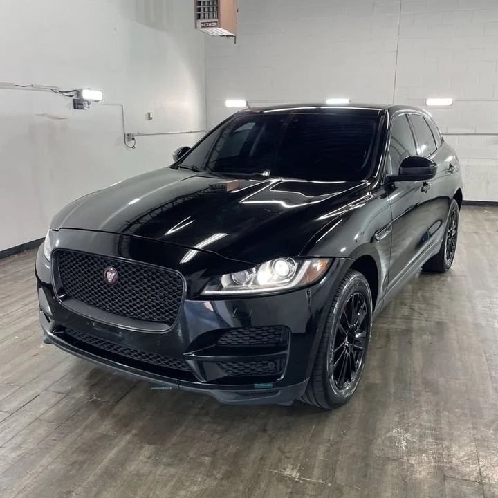 2020 Jaguar F-Pace - Image 3 of 19