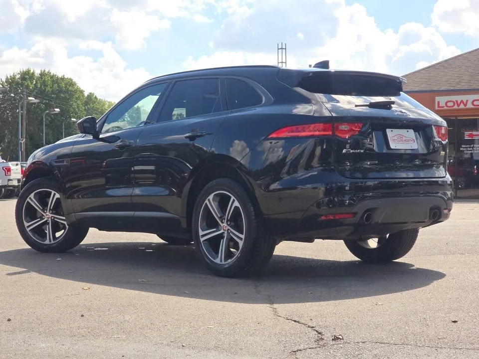 2020 Jaguar F-Pace - Image 15 of 20