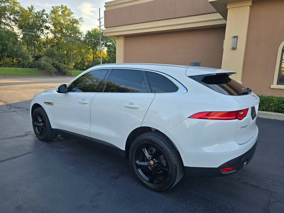 2020 Jaguar F-Pace - Image 12 of 20