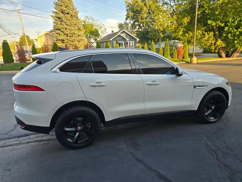 2020 Jaguar F-Pace - Image 16 of 20