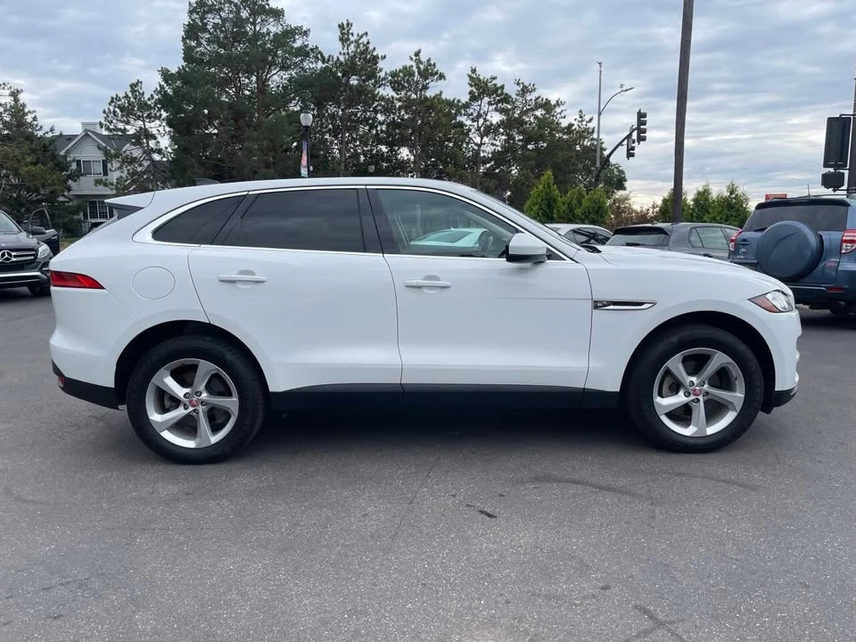 2020 Jaguar F-Pace - Image 7 of 20
