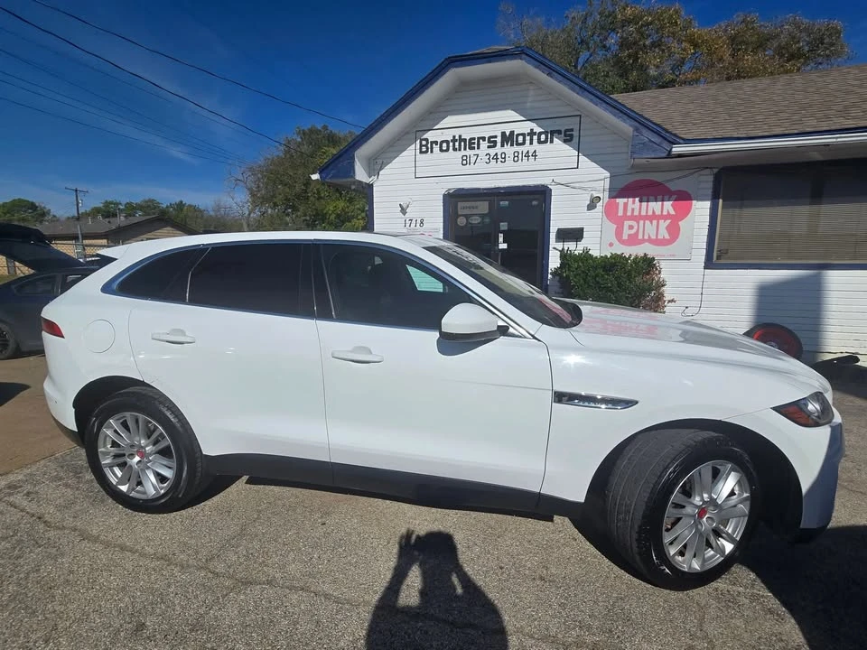 2020 Jaguar F-Pace - Image 4 of 19