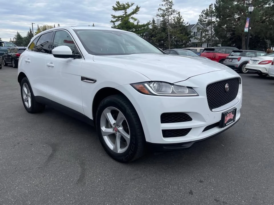 2020 Jaguar F-Pace - Image 8 of 20