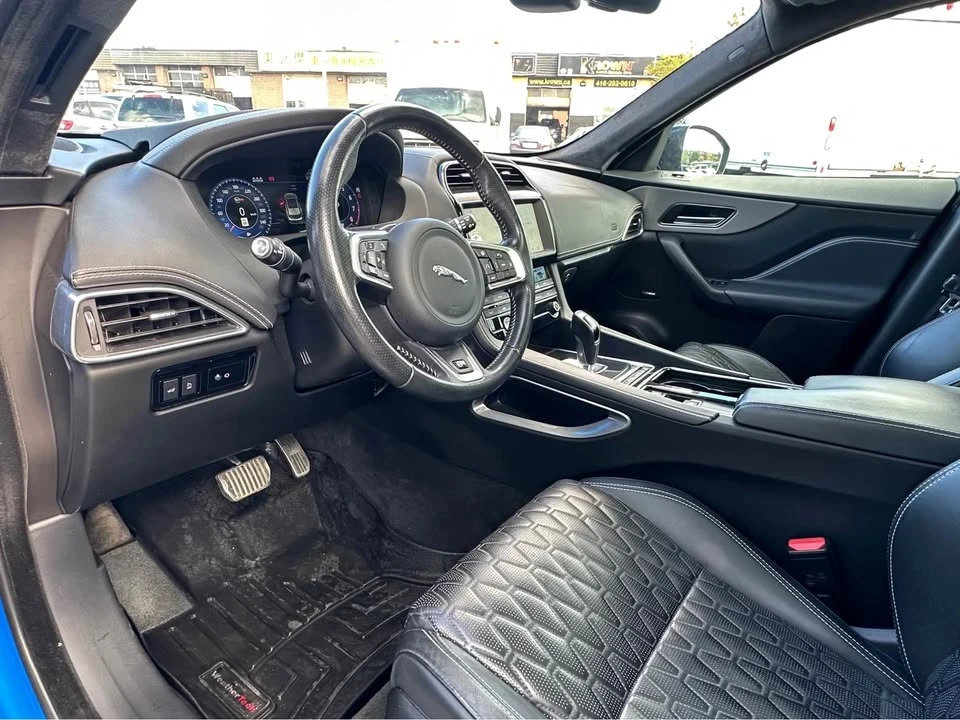 2020 Jaguar F-Pace - Image 13 of 20