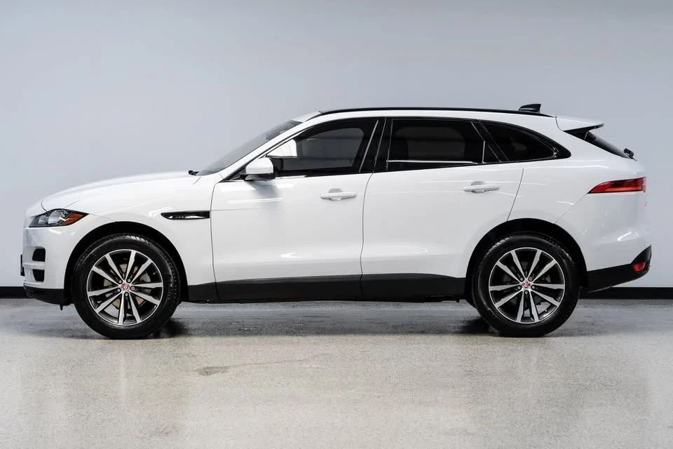 2020 Jaguar F-Pace - Image 11 of 18
