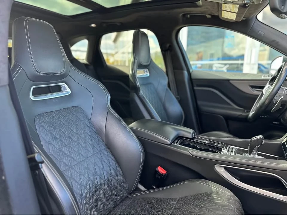 2020 Jaguar F-Pace - Image 9 of 20