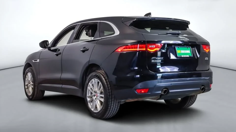 2020 Jaguar F-Pace - Image 5 of 20
