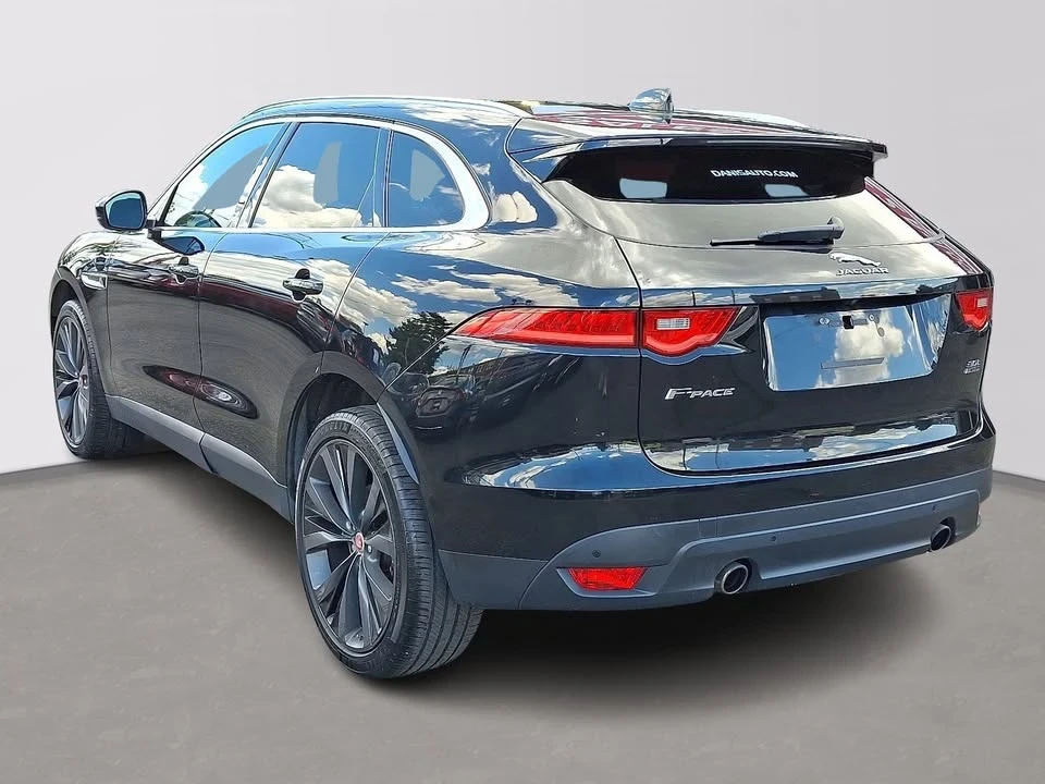 2020 Jaguar F-Pace - Image 4 of 20