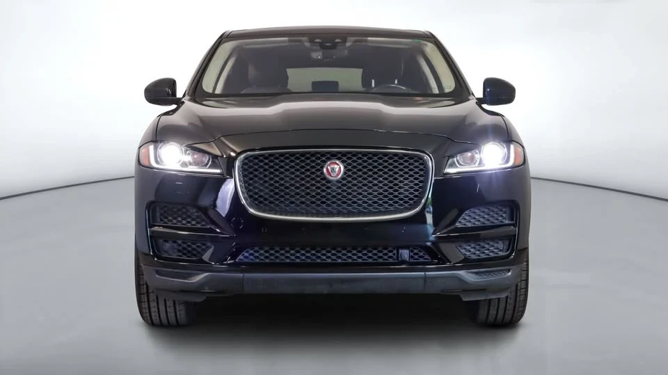 2020 Jaguar F-Pace - Image 2 of 20
