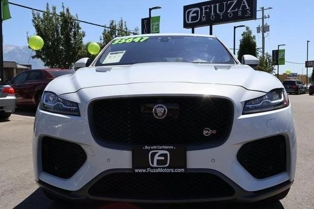 2020 Jaguar F-Pace - Image 5 of 15