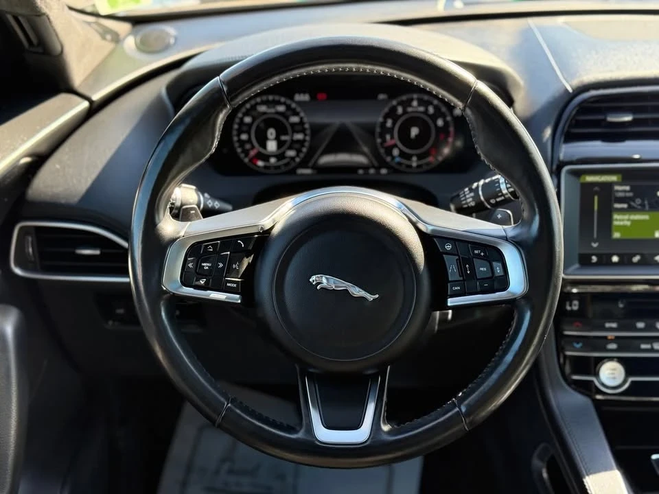 2020 Jaguar F-Pace - Image 18 of 20