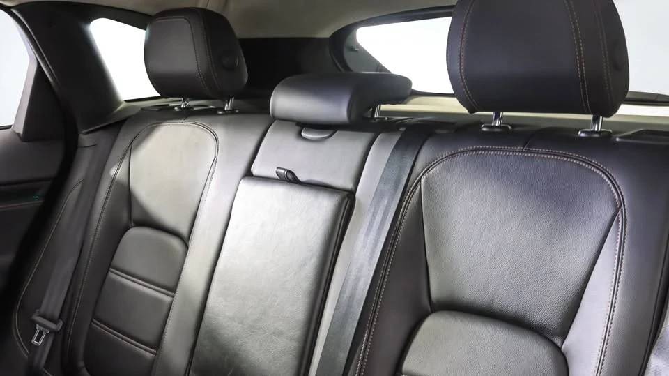2020 Jaguar F-Pace - Image 10 of 20