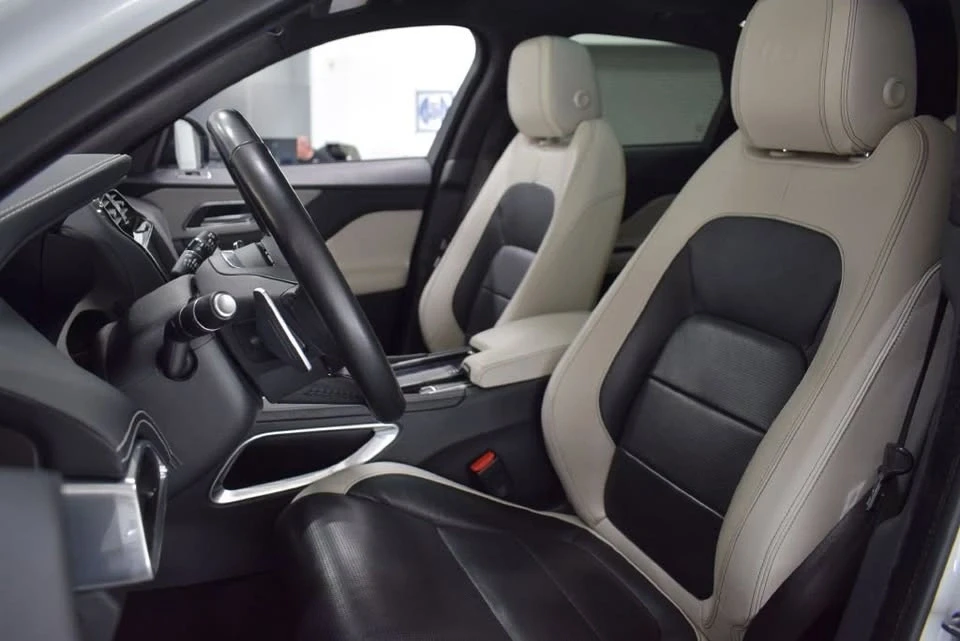 2020 Jaguar F-Pace - Image 10 of 20