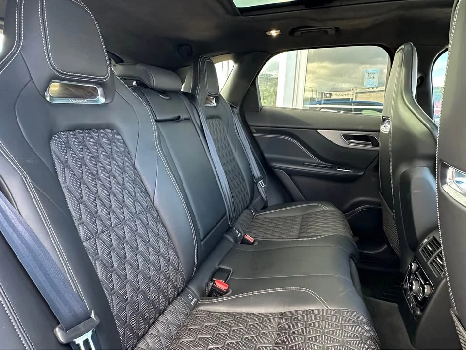 2020 Jaguar F-Pace - Image 12 of 20