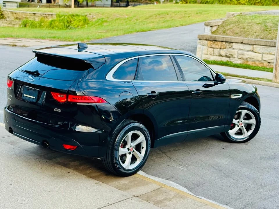 2020 Jaguar F-Pace - Image 19 of 19