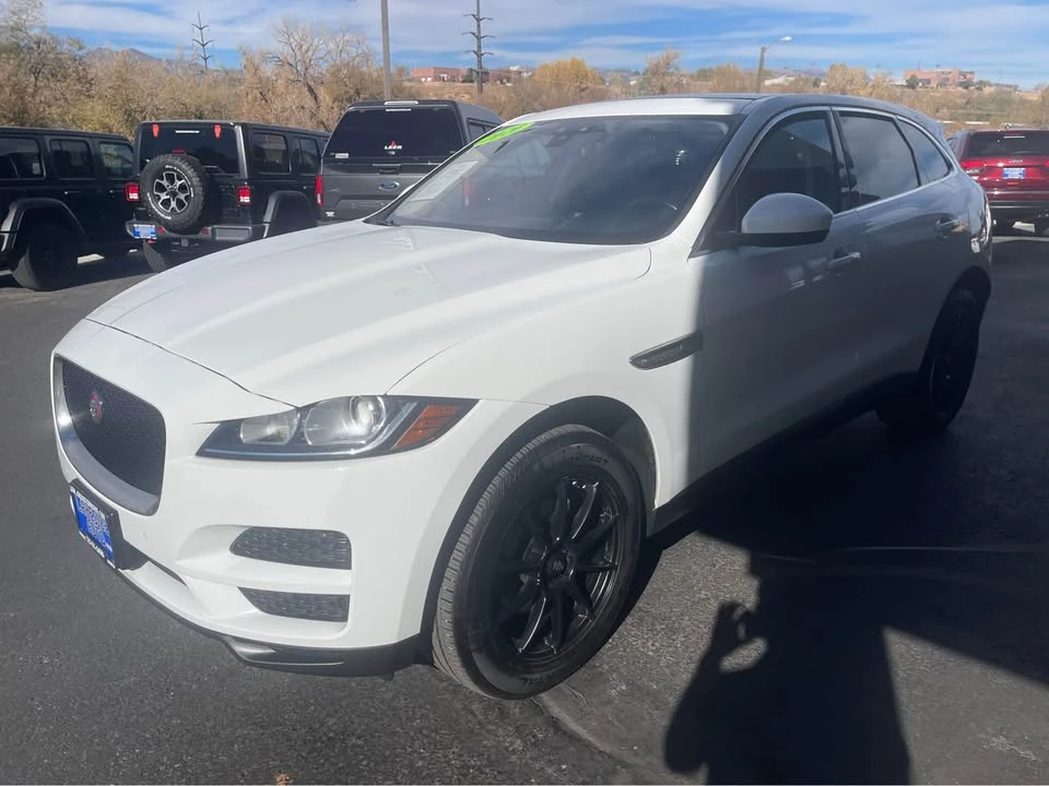 2020 Jaguar F-Pace - Image 6 of 13