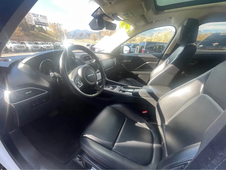 2020 Jaguar F-Pace - Image 8 of 13