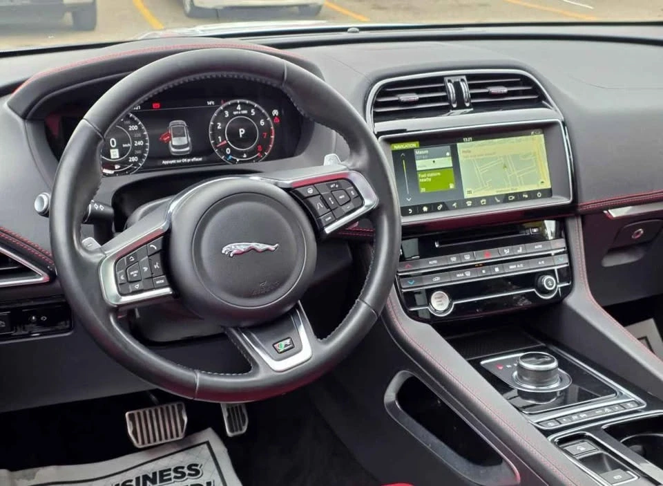 2020 Jaguar F-Pace - Image 4 of 8