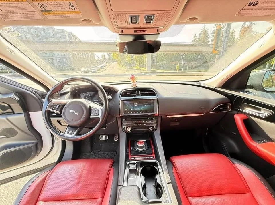 2020 Jaguar F-Pace - Image 8 of 13
