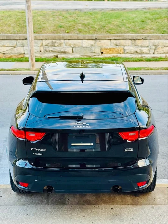 2020 Jaguar F-Pace - Image 5 of 19
