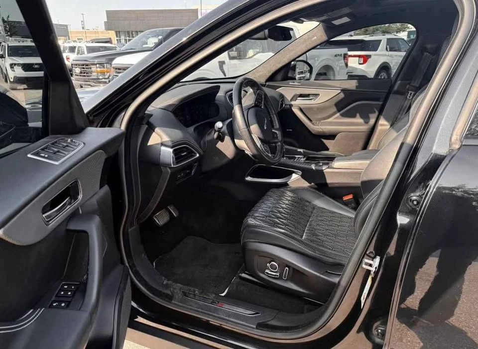 2020 Jaguar F-Pace - Image 5 of 7
