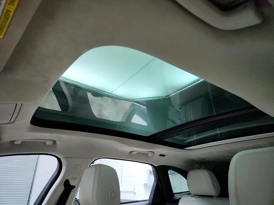 2020 Jaguar F-Pace - Image 15 of 20