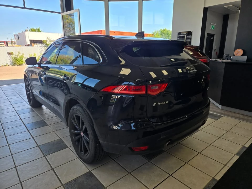 2020 Jaguar F-Pace - Image 4 of 18