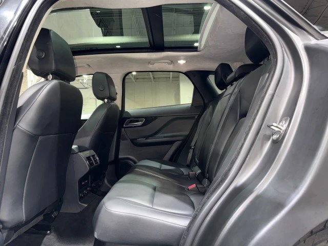 2020 Jaguar F-Pace - Image 9 of 19