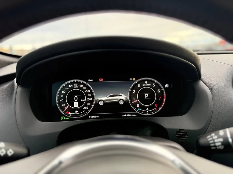 2020 Jaguar F-Pace - Image 16 of 17