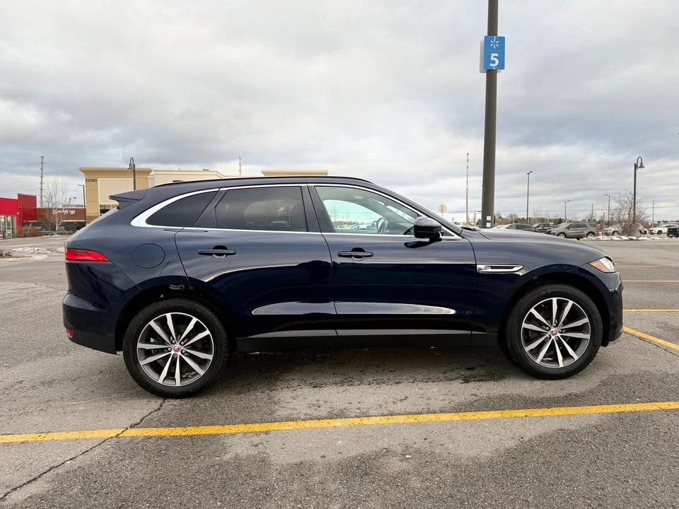 2020 Jaguar F-Pace - Image 4 of 17