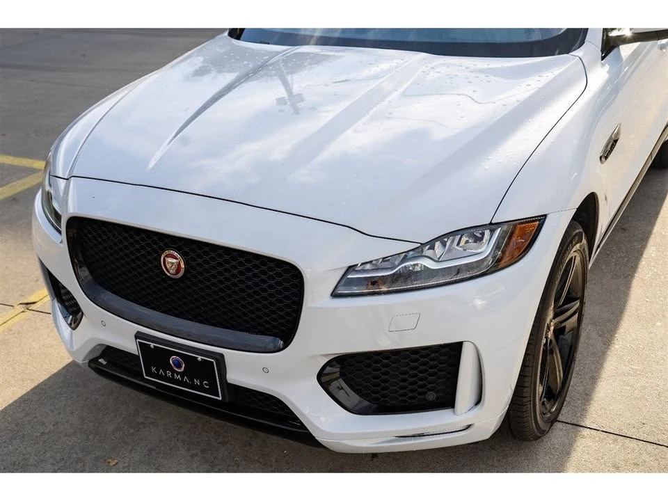 2020 Jaguar F-Pace - Image 4 of 19