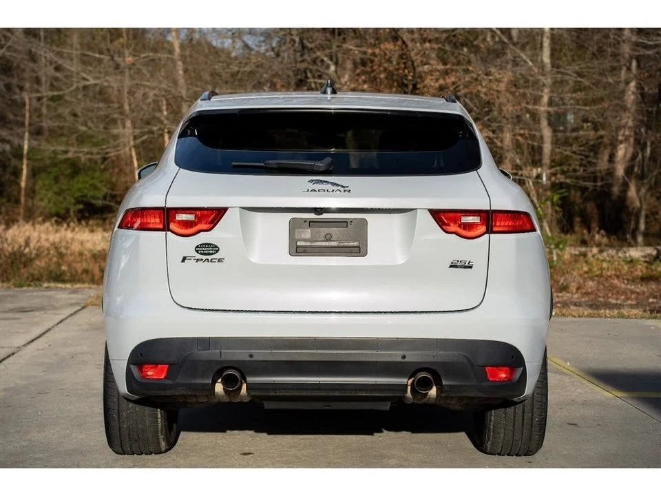 2020 Jaguar F-Pace - Image 2 of 19