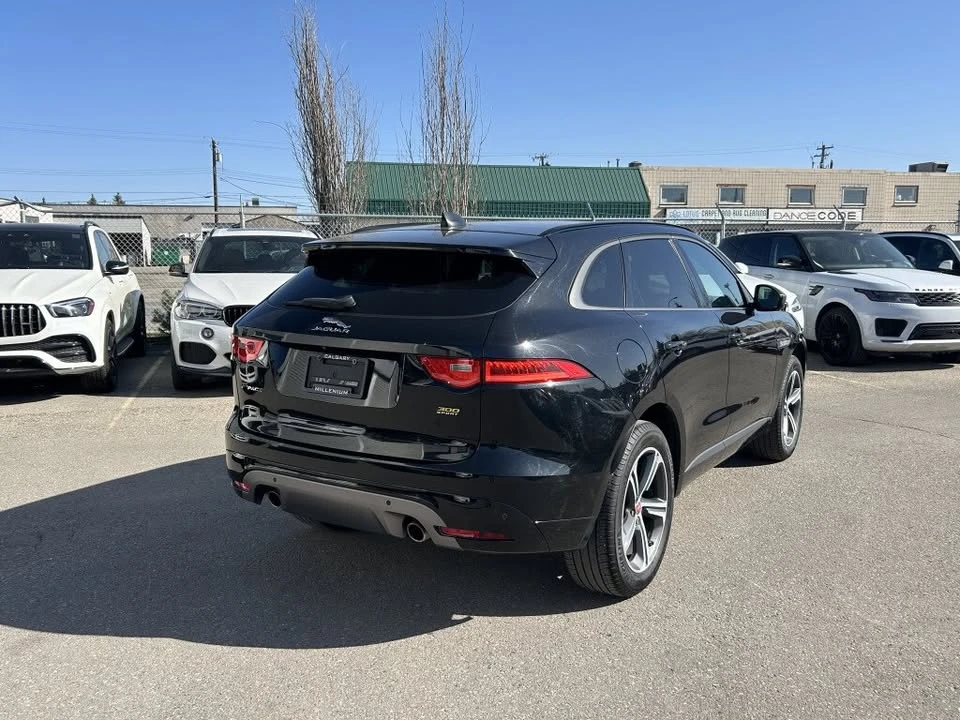 2020 Jaguar F-Pace - Image 16 of 20