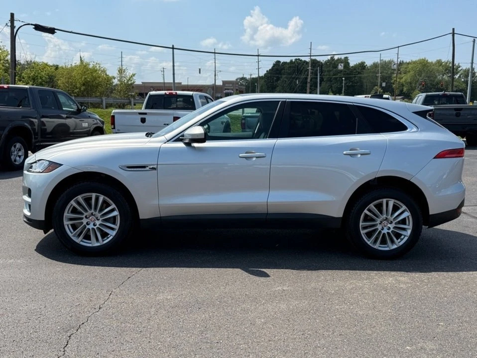 2020 Jaguar F-Pace - Image 5 of 20