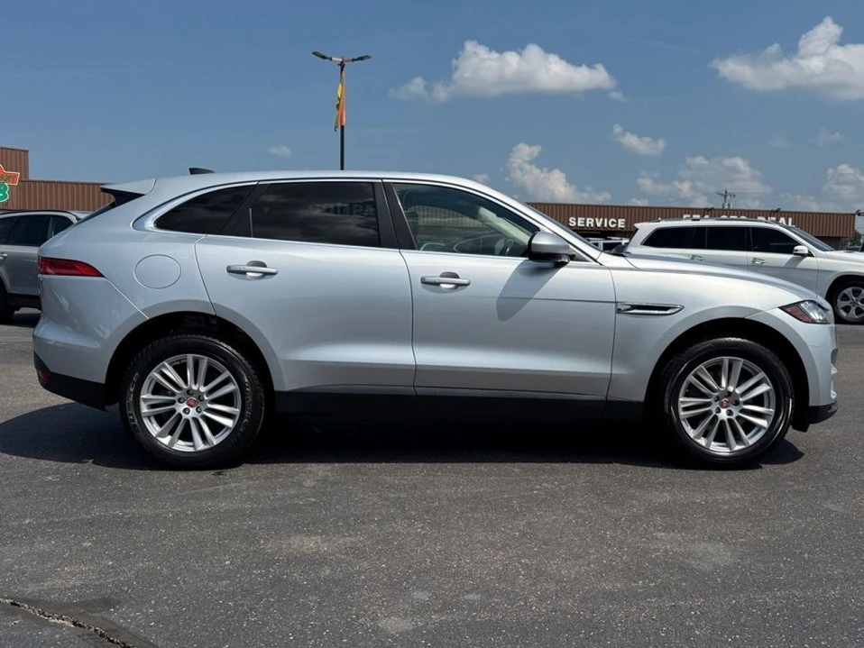 2020 Jaguar F-Pace - Image 9 of 20