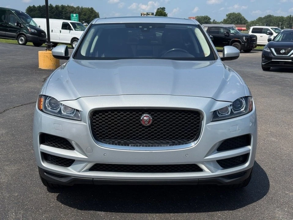 2020 Jaguar F-Pace - Image 3 of 20