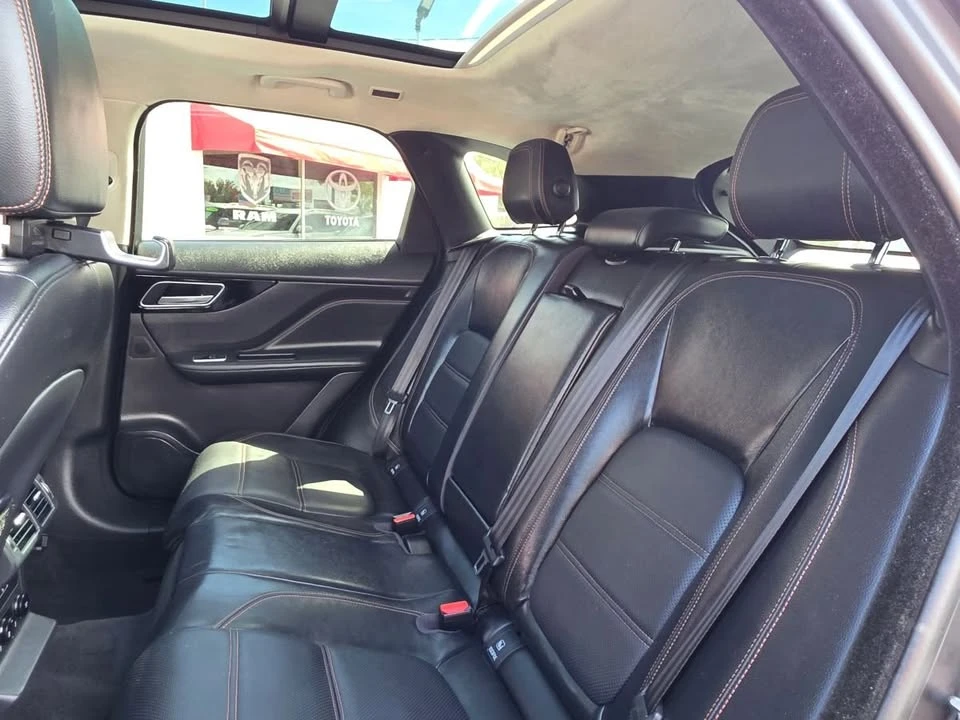 2020 Jaguar F-Pace - Image 9 of 19