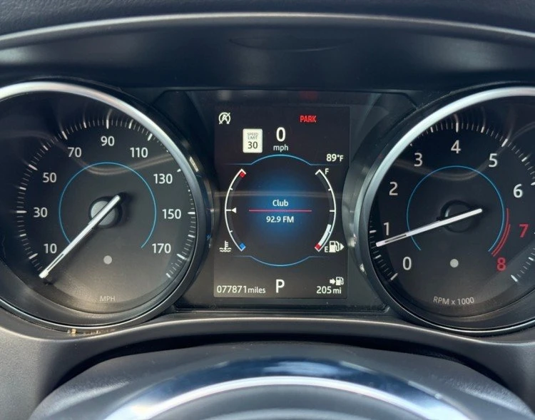 2020 Jaguar F-Pace - Image 10 of 12