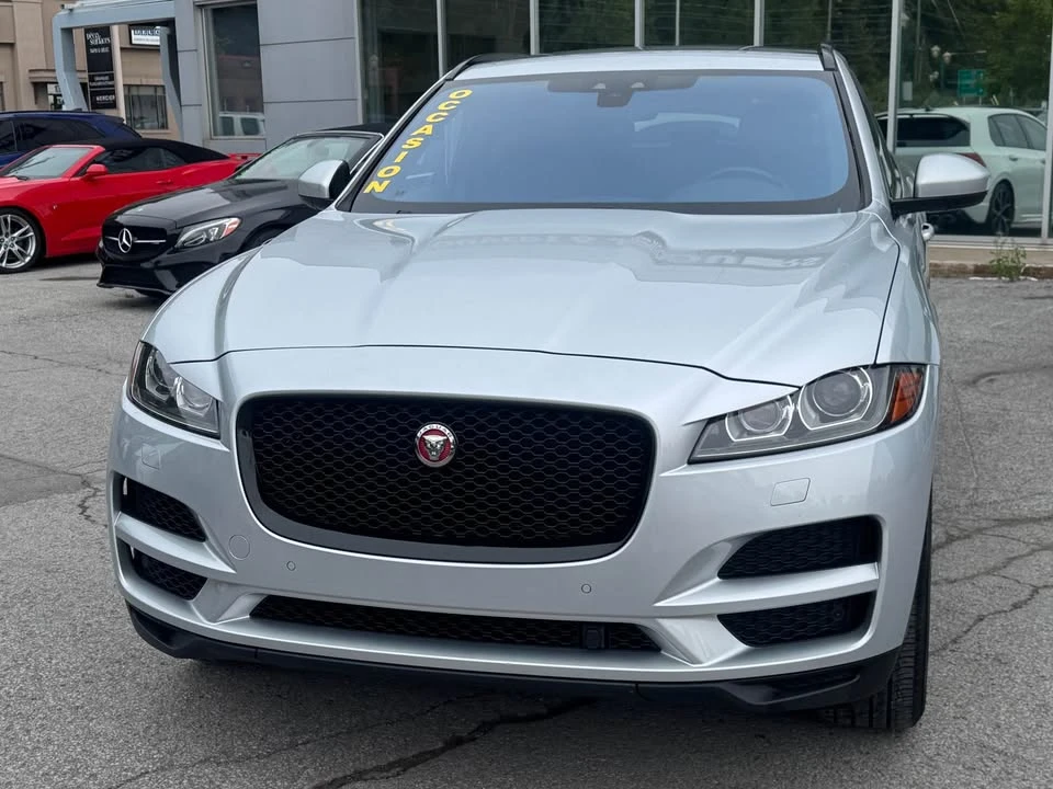 2020 Jaguar F-Pace - Image 2 of 8