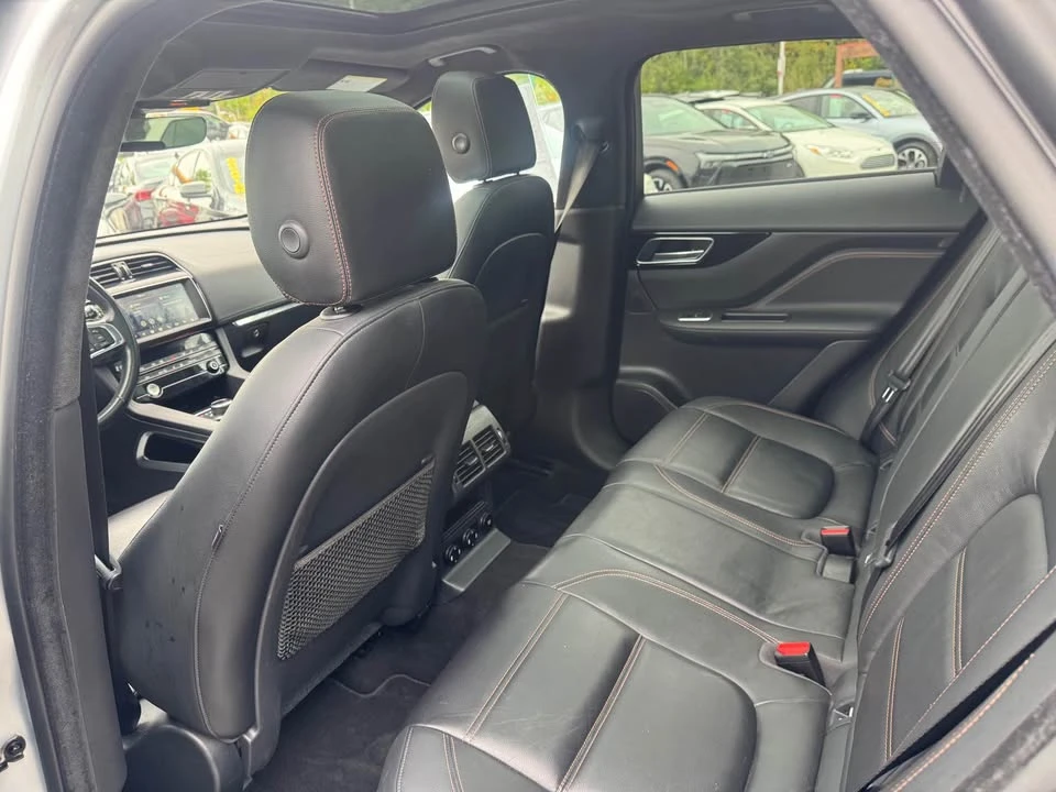 2020 Jaguar F-Pace - Image 6 of 8