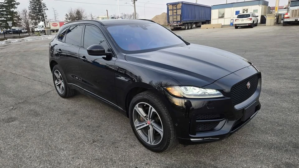 2020 Jaguar F-Pace - Image 7 of 14
