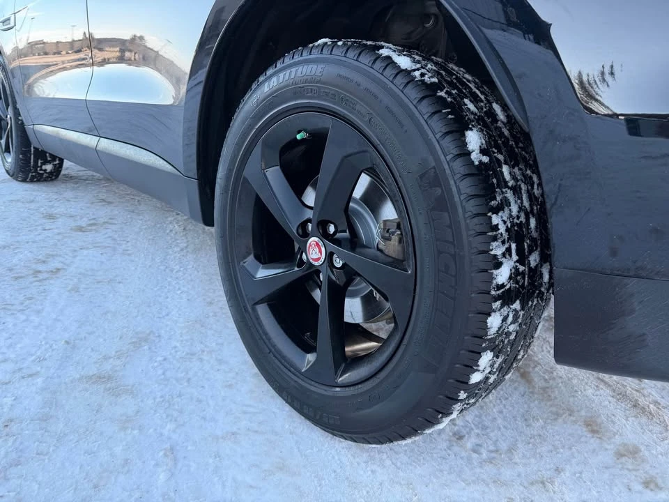 2020 Jaguar F-Pace - Image 17 of 17