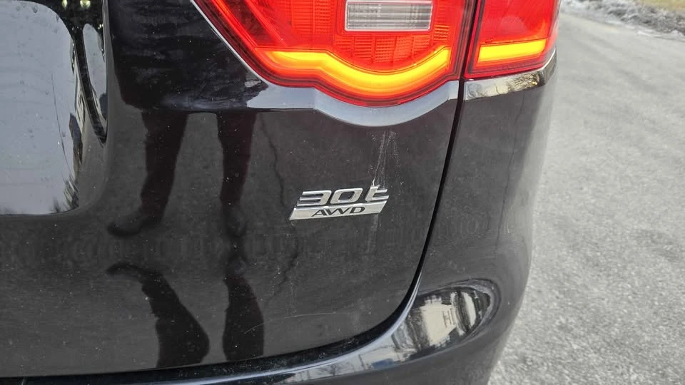 2020 Jaguar F-Pace - Image 13 of 14