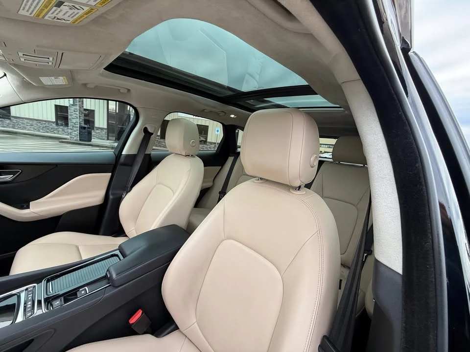2020 Jaguar F-Pace - Image 9 of 20