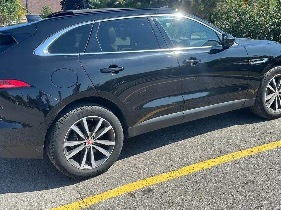 2020 Jaguar F-Pace - Image 4 of 4
