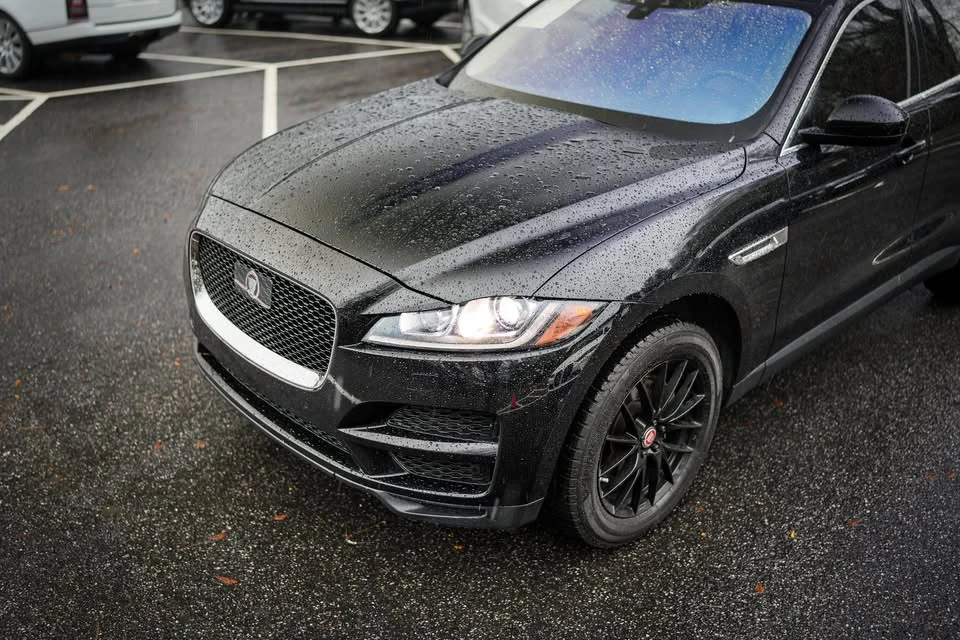 2020 Jaguar F-Pace - Image 7 of 20