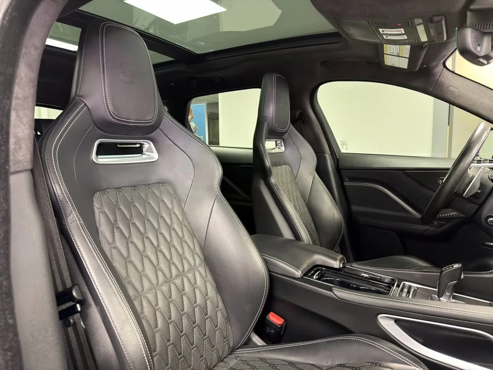 2020 Jaguar F-Pace - Image 10 of 18
