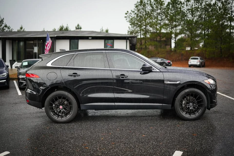 2020 Jaguar F-Pace - Image 14 of 20