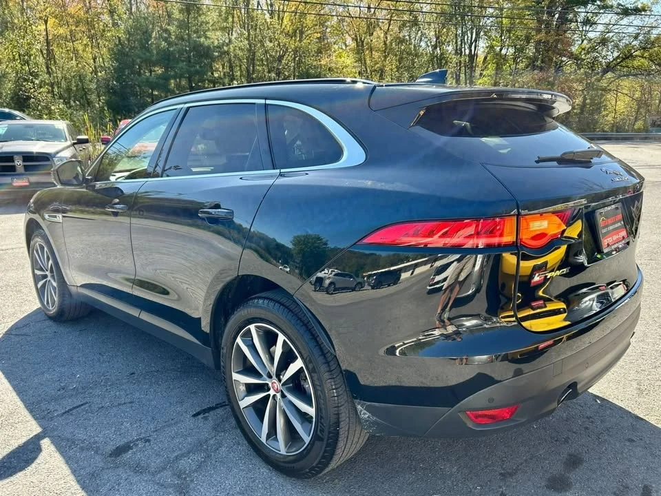 2020 Jaguar F-Pace - Image 6 of 20