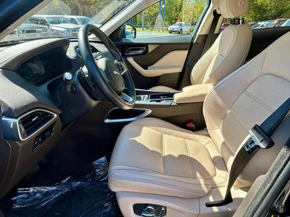 2020 Jaguar F-Pace - Image 11 of 20
